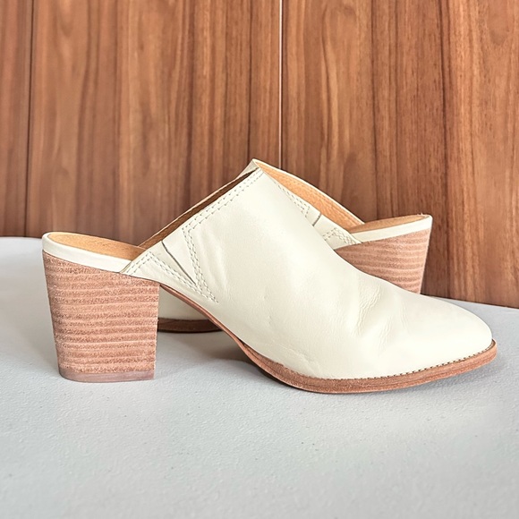 Madewell Cream Mules with Pointed Toe and Block Heel Sz. 9 - Picture 7 of 14